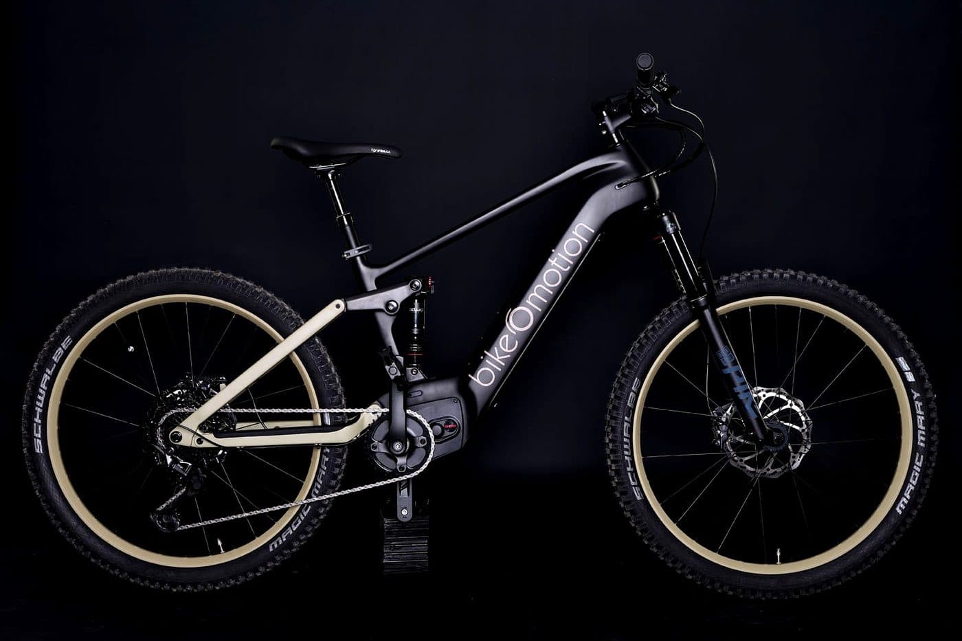 bikeOmotion Emotion CF, Seitenansicht
